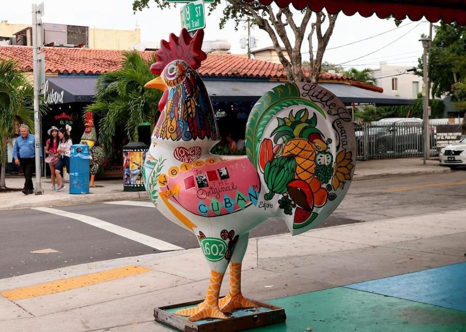 Amazing Experience In Calle Ocho Miami Ngoại thất bức ảnh